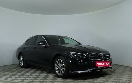 Mercedes-Benz E-Класс, 2020 год, 3 490 000 рублей, 3 фотография