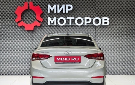 Hyundai Solaris II рестайлинг, 2019 год, 1 385 000 рублей, 5 фотография