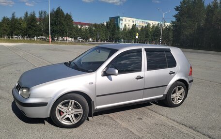Volkswagen Golf IV, 2002 год, 310 000 рублей, 2 фотография