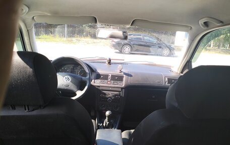 Volkswagen Golf IV, 2002 год, 310 000 рублей, 10 фотография