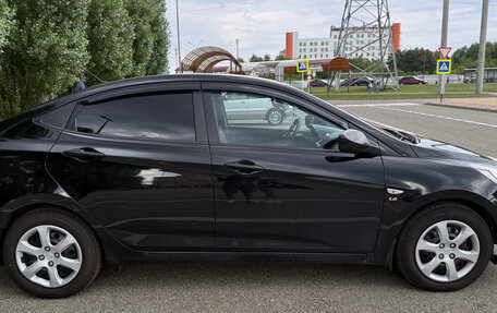 Hyundai Solaris II рестайлинг, 2013 год, 720 000 рублей, 3 фотография