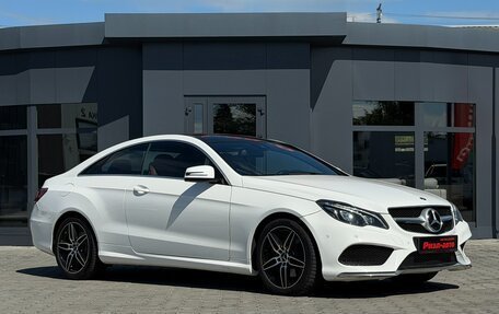 Mercedes-Benz E-Класс, 2015 год, 2 500 000 рублей, 1 фотография