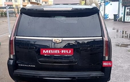 Cadillac Escalade IV, 2016 год, 2 700 000 рублей, 12 фотография
