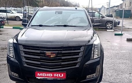 Cadillac Escalade IV, 2016 год, 2 700 000 рублей, 10 фотография