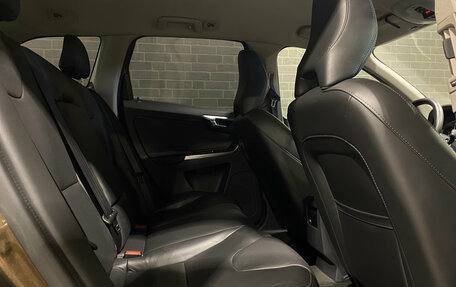 Volvo XC60 II, 2017 год, 1 999 000 рублей, 11 фотография