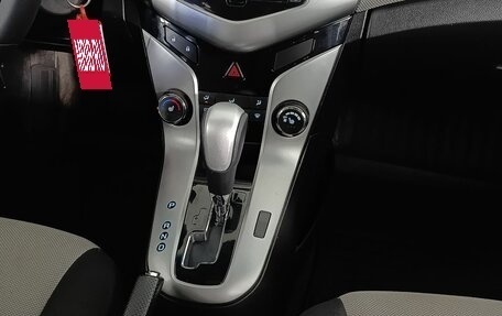 Chevrolet Cruze II, 2011 год, 830 000 рублей, 13 фотография