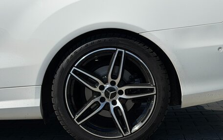 Mercedes-Benz E-Класс, 2015 год, 2 500 000 рублей, 18 фотография
