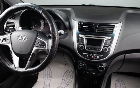Hyundai Solaris II рестайлинг, 2016 год, 1 199 000 рублей, 8 фотография