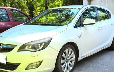 Opel Astra J, 2012 год, 400 000 рублей, 1 фотография
