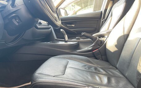 BMW 3 серия, 2013 год, 1 730 000 рублей, 25 фотография