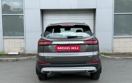 Geely Atlas, 2023 год, 2 200 000 рублей, 6 фотография