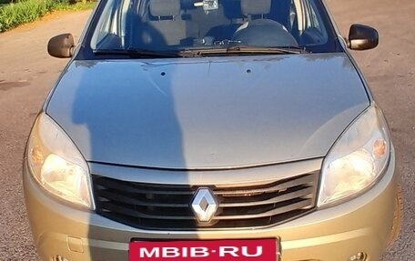 Renault Sandero I, 2010 год, 420 000 рублей, 2 фотография