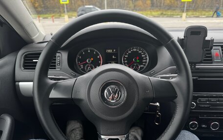 Volkswagen Jetta VI, 2011 год, 630 000 рублей, 18 фотография