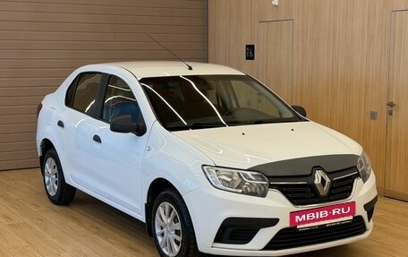 Renault Logan II, 2018 год, 599 000 рублей, 3 фотография