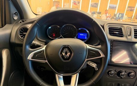 Renault Logan II, 2018 год, 599 000 рублей, 10 фотография