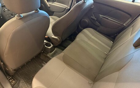 Renault Logan II, 2018 год, 599 000 рублей, 17 фотография