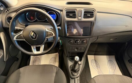 Renault Logan II, 2018 год, 599 000 рублей, 11 фотография