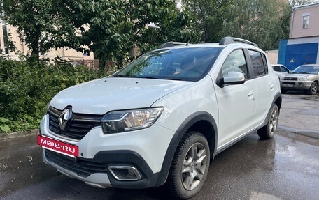 Renault Sandero II рестайлинг, 2021 год, 1 300 000 рублей, 8 фотография