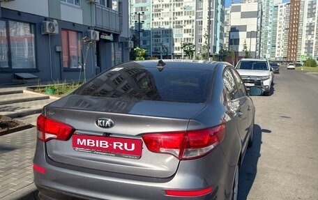 KIA Rio III рестайлинг, 2017 год, 1 180 000 рублей, 4 фотография