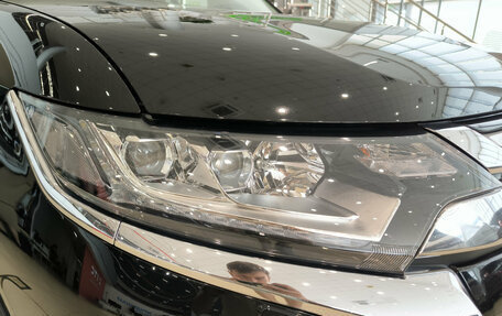 Mitsubishi Outlander III рестайлинг 3, 2016 год, 2 200 000 рублей, 21 фотография