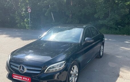 Mercedes-Benz C-Класс, 2019 год, 2 950 000 рублей, 1 фотография