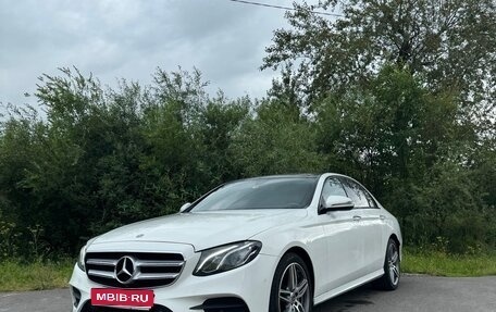 Mercedes-Benz E-Класс, 2020 год, 3 990 000 рублей, 1 фотография