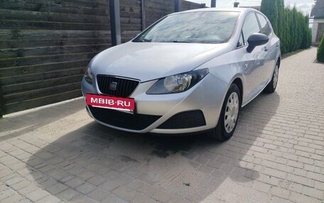 SEAT Ibiza IV рестайлинг 2, 2010 год, 800 000 рублей, 2 фотография