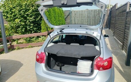 SEAT Ibiza IV рестайлинг 2, 2010 год, 800 000 рублей, 18 фотография
