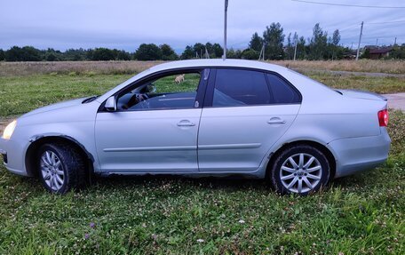Volkswagen Jetta VI, 2010 год, 380 000 рублей, 3 фотография