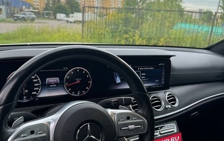 Mercedes-Benz E-Класс, 2020 год, 3 990 000 рублей, 16 фотография