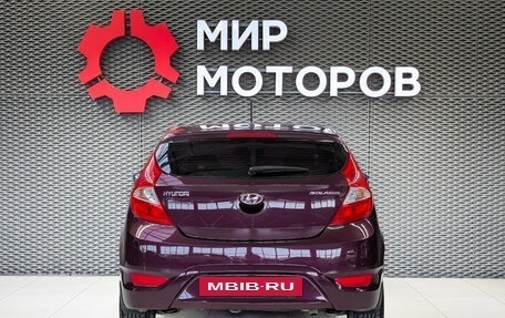 Hyundai Solaris II рестайлинг, 2013 год, 900 000 рублей, 5 фотография