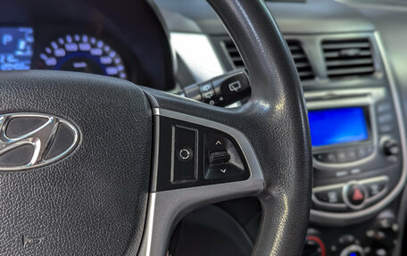 Hyundai Solaris II рестайлинг, 2013 год, 900 000 рублей, 19 фотография