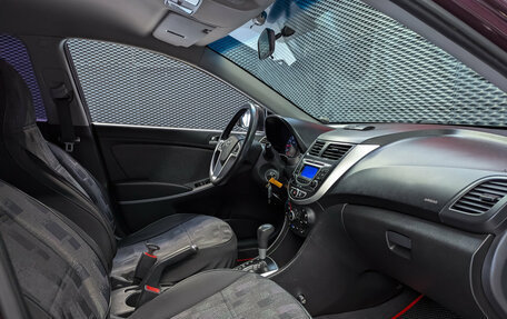 Hyundai Solaris II рестайлинг, 2013 год, 900 000 рублей, 24 фотография
