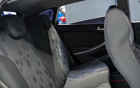 Hyundai Solaris II рестайлинг, 2013 год, 900 000 рублей, 27 фотография