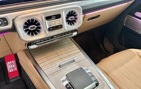 Mercedes-Benz G-Класс AMG, 2025 год, 25 000 000 рублей, 33 фотография