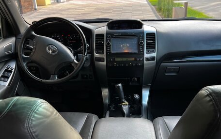 Toyota Land Cruiser Prado 120 рестайлинг, 2008 год, 2 100 000 рублей, 14 фотография