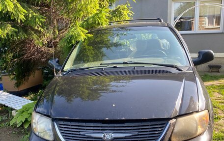 Chrysler Voyager IV, 2001 год, 230 000 рублей, 1 фотография