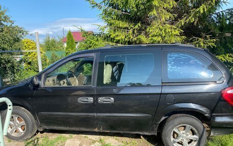 Chrysler Voyager IV, 2001 год, 230 000 рублей, 2 фотография