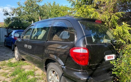 Chrysler Voyager IV, 2001 год, 230 000 рублей, 3 фотография