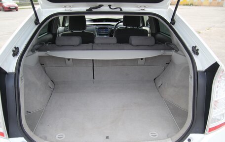 Toyota Prius, 2011 год, 999 000 рублей, 15 фотография