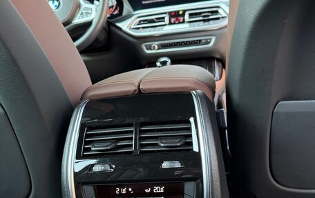 BMW X7, 2021 год, 10 990 000 рублей, 21 фотография