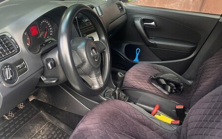 Volkswagen Polo VI (EU Market), 2011 год, 420 000 рублей, 4 фотография
