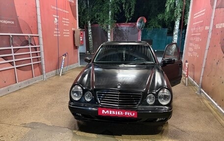 Mercedes-Benz E-Класс, 1999 год, 585 000 рублей, 5 фотография