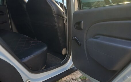 Renault Logan I, 2006 год, 300 000 рублей, 12 фотография