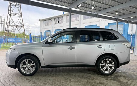 Mitsubishi Outlander III рестайлинг 3, 2013 год, 1 449 000 рублей, 2 фотография