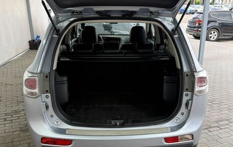 Mitsubishi Outlander III рестайлинг 3, 2013 год, 1 449 000 рублей, 9 фотография