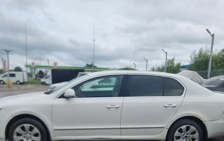 Skoda Superb III рестайлинг, 2012 год, 750 000 рублей, 3 фотография