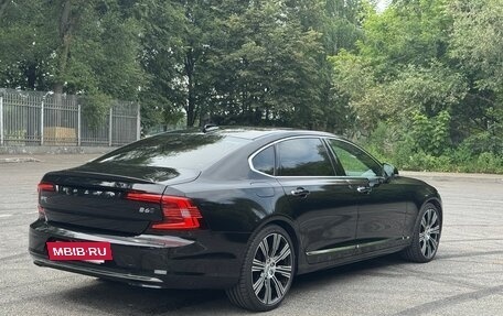Volvo S90 II рестайлинг, 2021 год, 5 800 000 рублей, 4 фотография