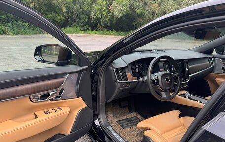 Volvo S90 II рестайлинг, 2021 год, 5 800 000 рублей, 12 фотография