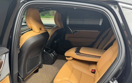 Volvo S90 II рестайлинг, 2021 год, 5 800 000 рублей, 15 фотография